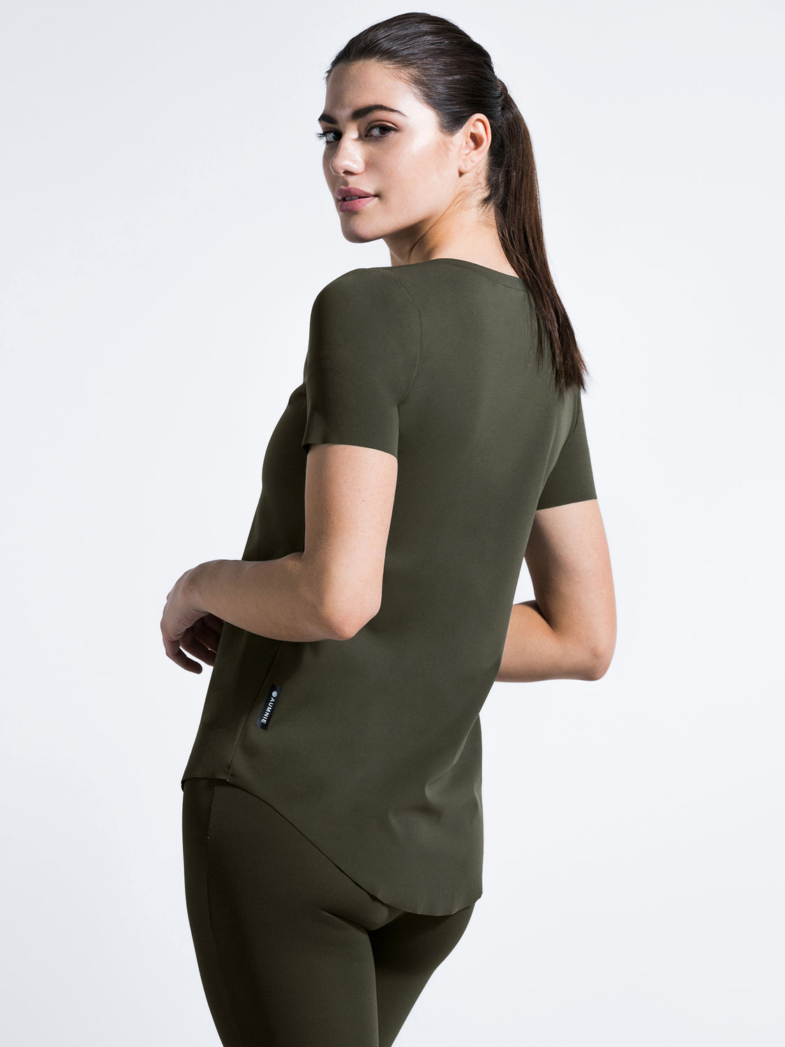 RELAXED NUDE TEE, DARK GREEN
