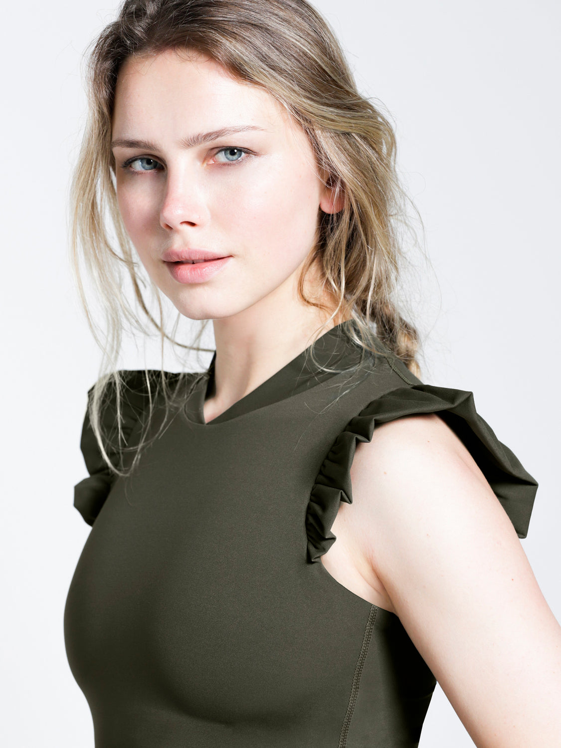 RUFFLED PURE TANK, DARK GREEN