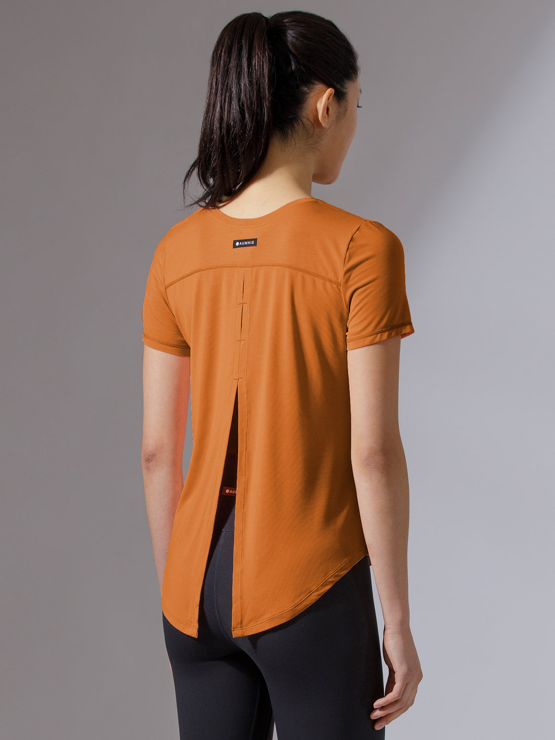 BACK TIE EVERYDAY SHORT SLEEVE TEE, BRONZE