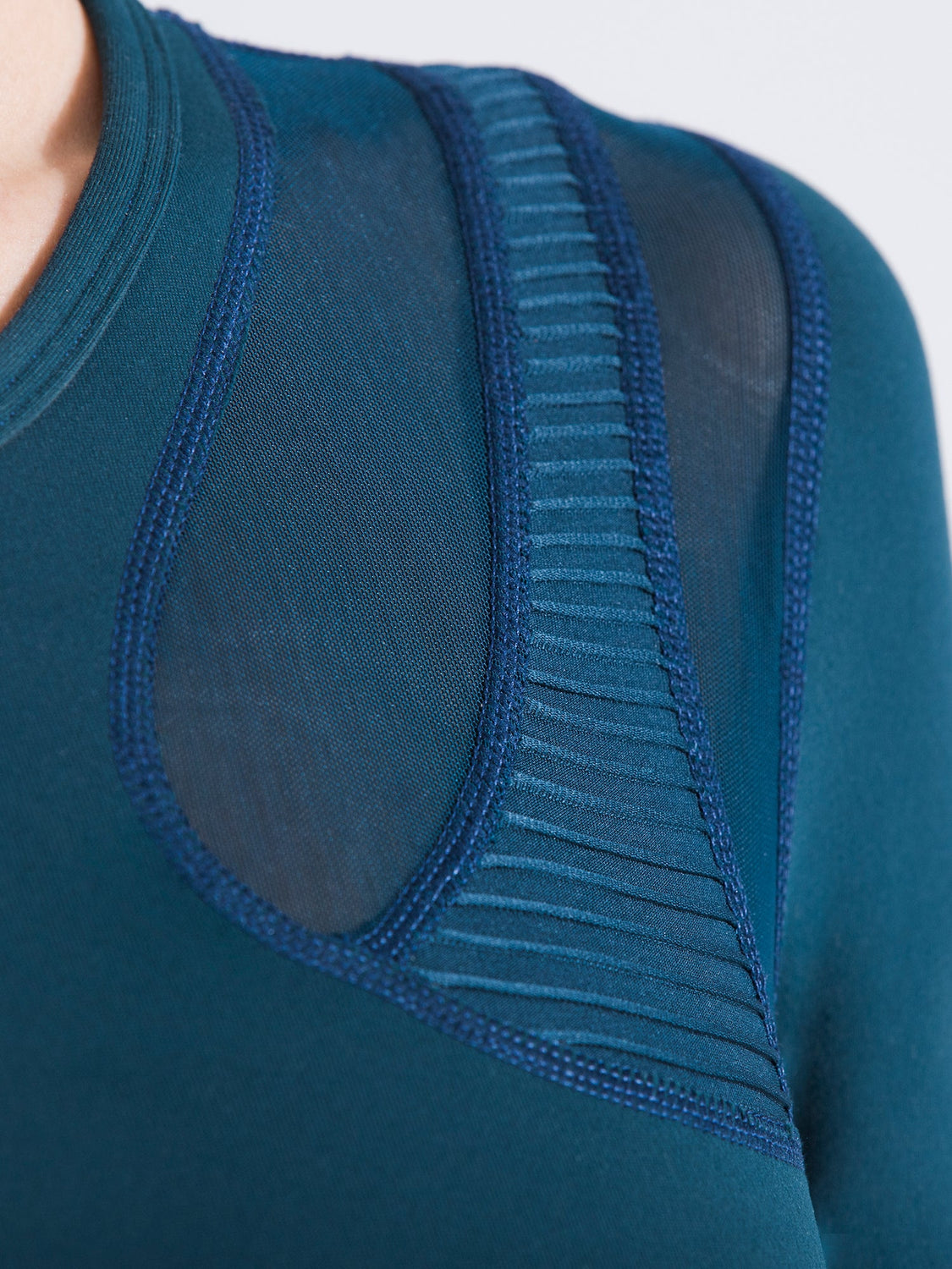 SHAPED PANEL TEE, LAKE