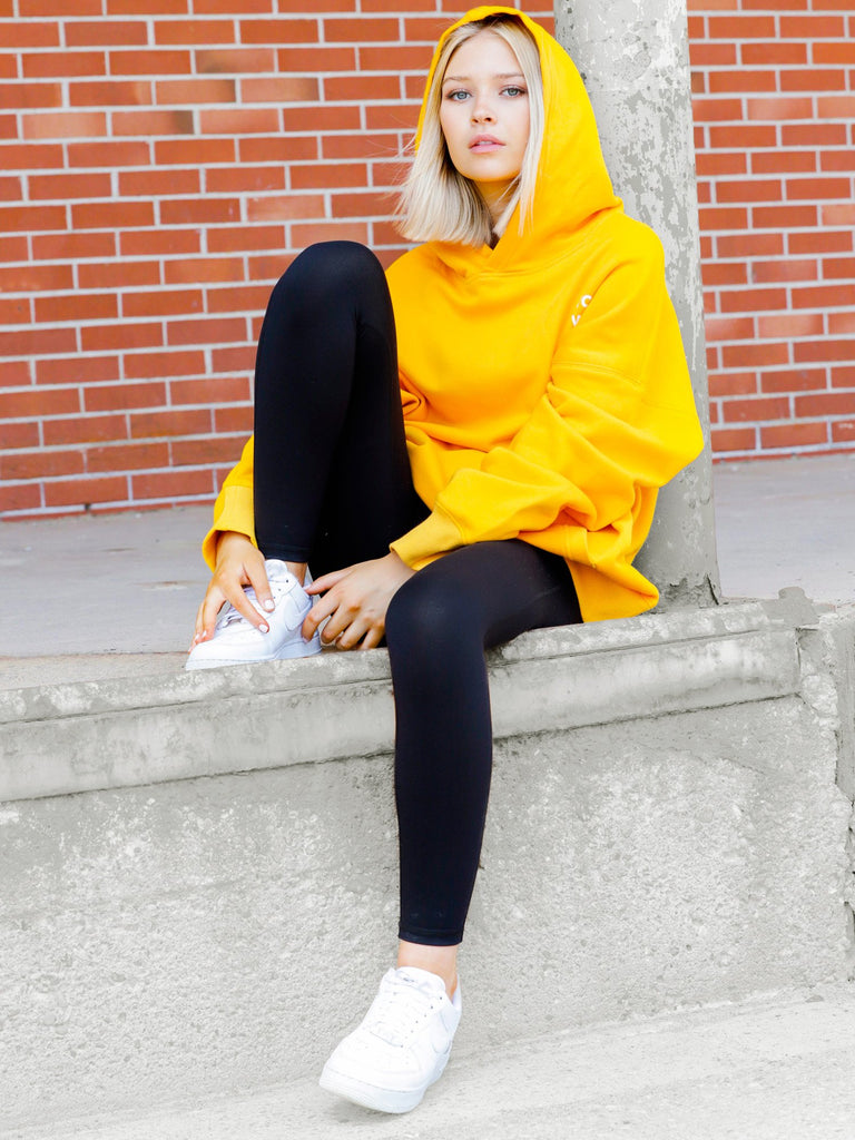 YOGI WITH A HOODIE, YELLOW