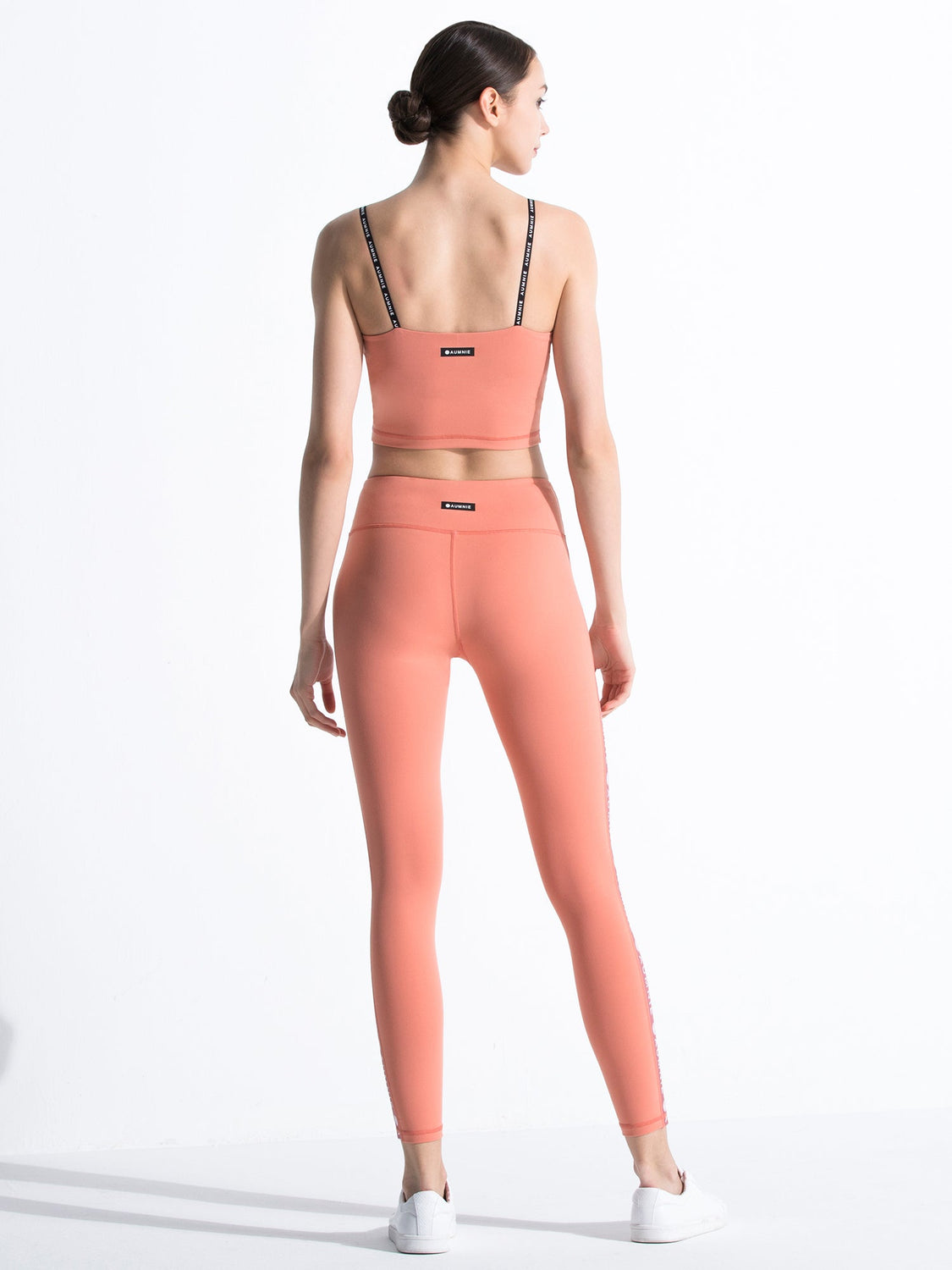 LOGO PANTS, CALIFORNIA