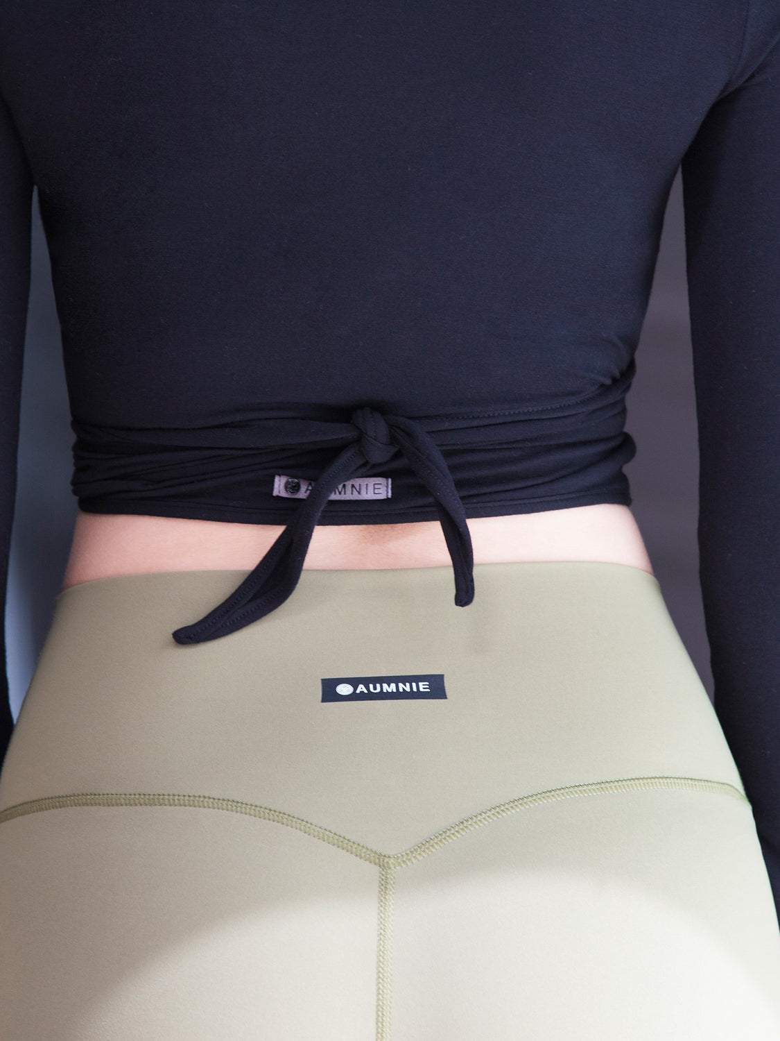 LONG SLEEVE CT WRAP, BLACK