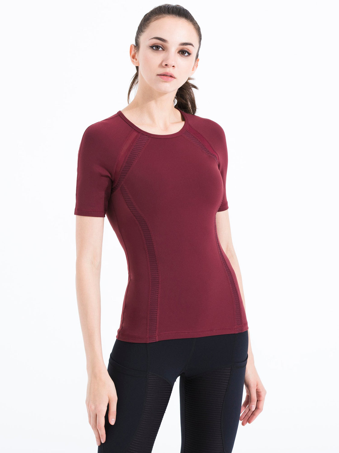 PLEATED MESH TEE, BORDEAUX