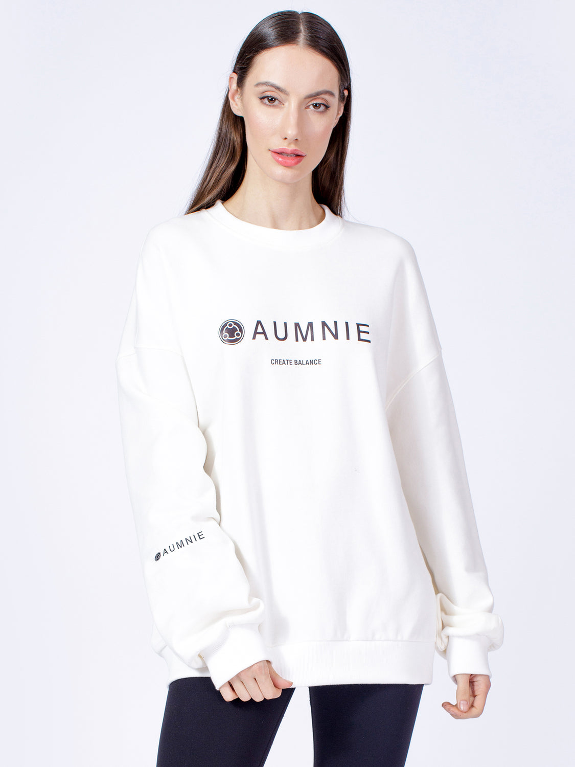 AUMNIE OVERSIZE SWEATSHIRT, WHITE