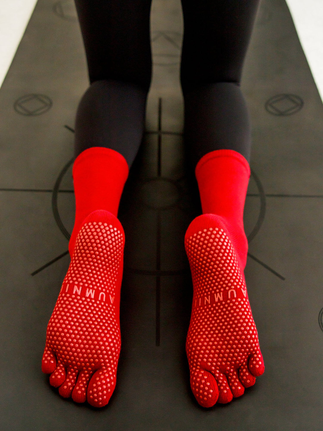 KNEE HIGH FULL TOE YOGA GRIP SOCKS, RUBY