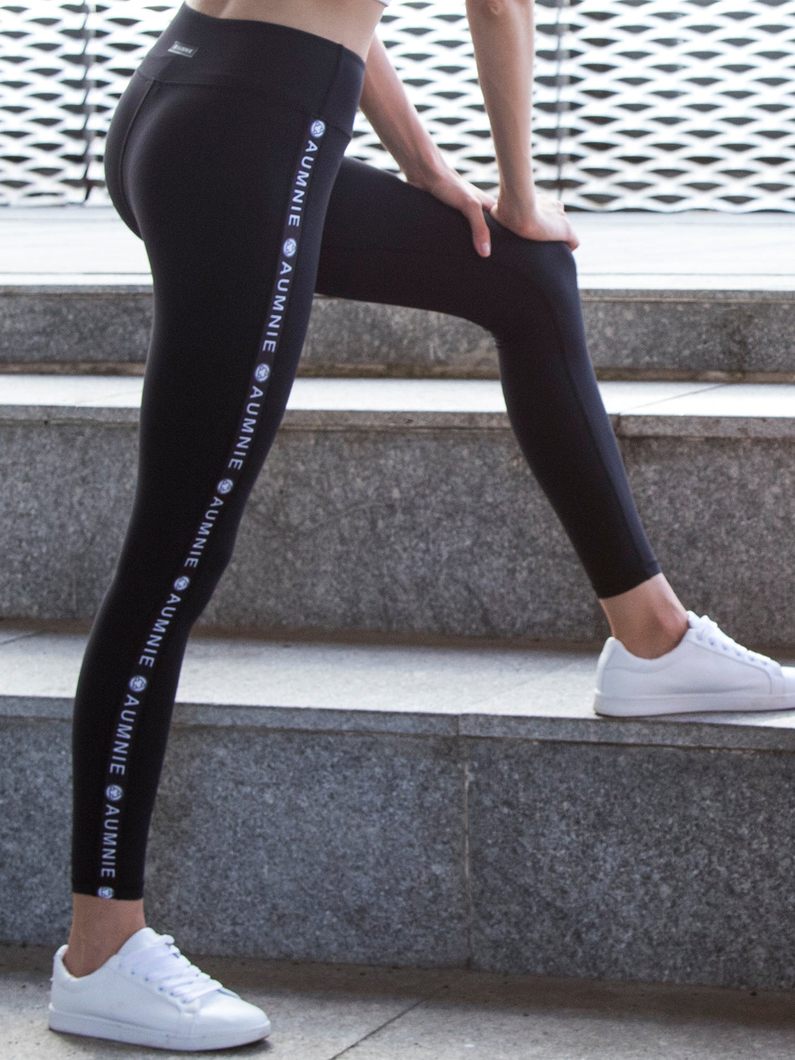 LOGO PANTS, BLACK