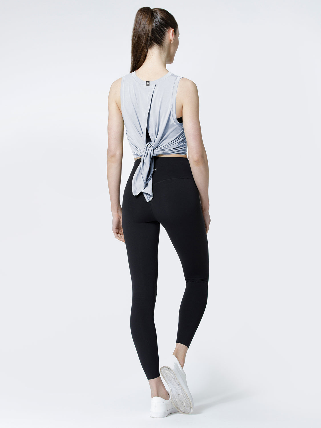 TIE BACK TRAINING TANK, DECO