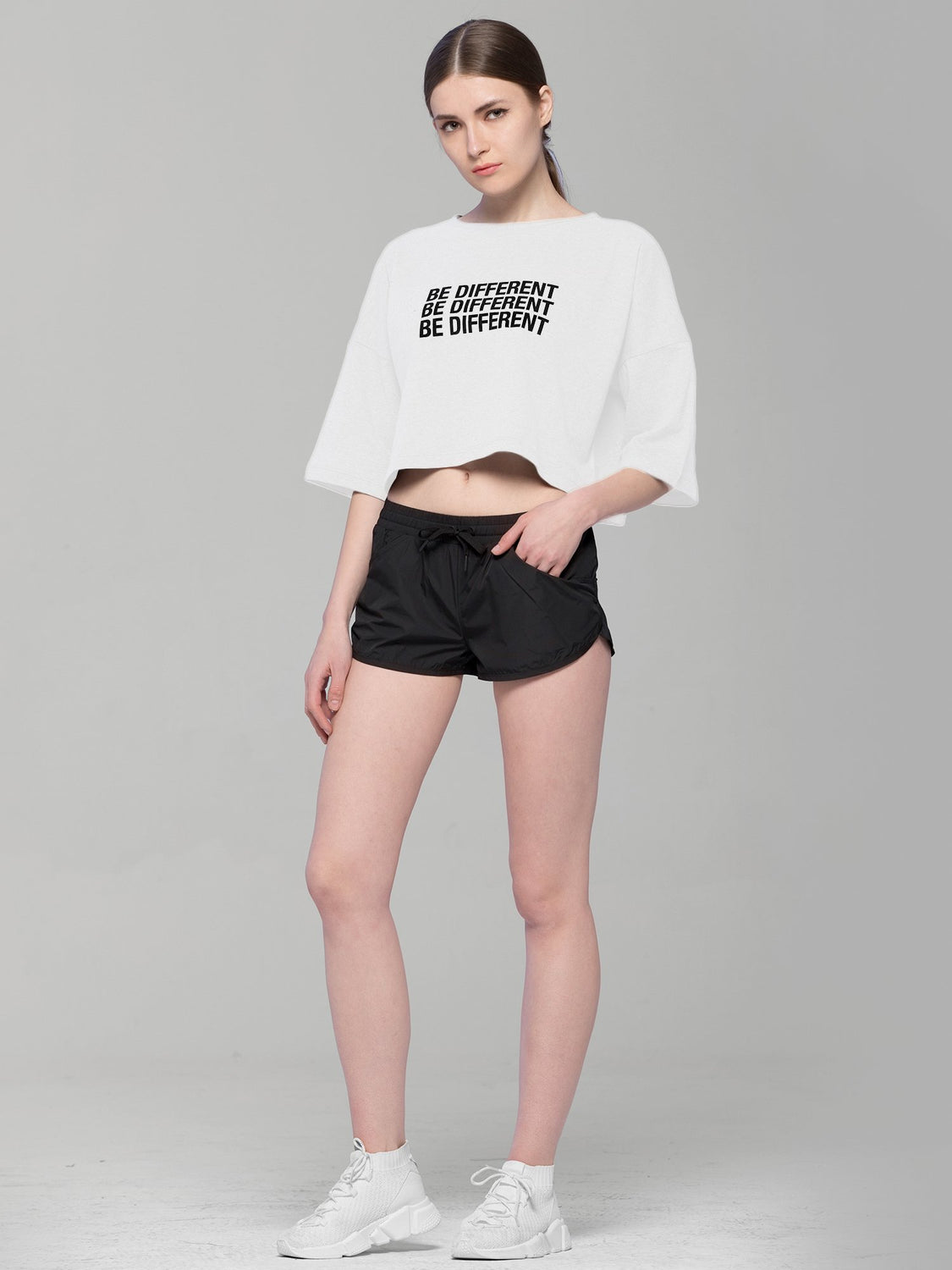 BE DIFFERENT OVERSIZED CROPPED TEE, WHITE