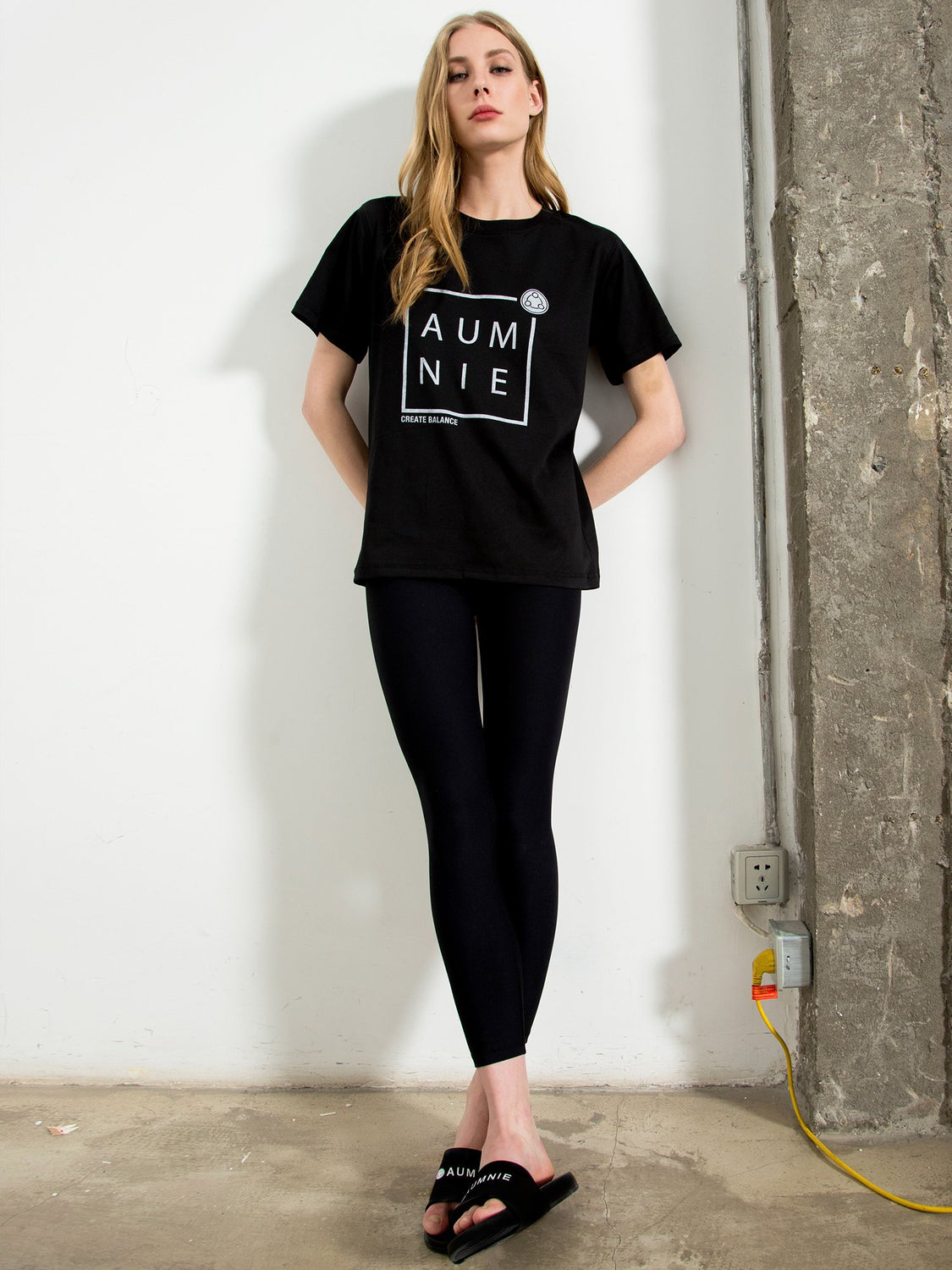 BOX LOGO CLASSIC T-SHIRT, BLACK