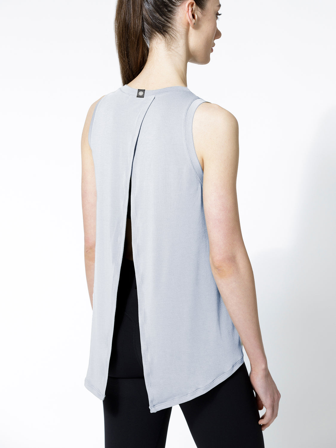 TIE BACK TRAINING TANK, DECO
