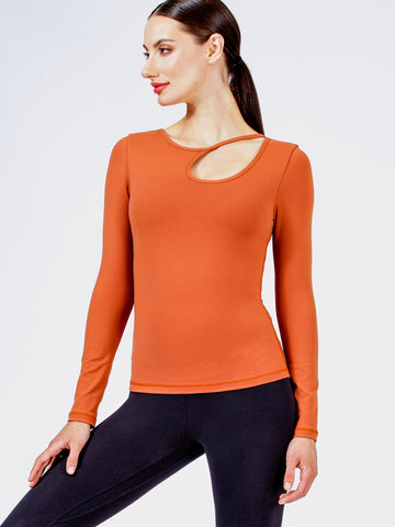 ATMAN LONG SLEEVE CUTOUT TEE, MAPLE