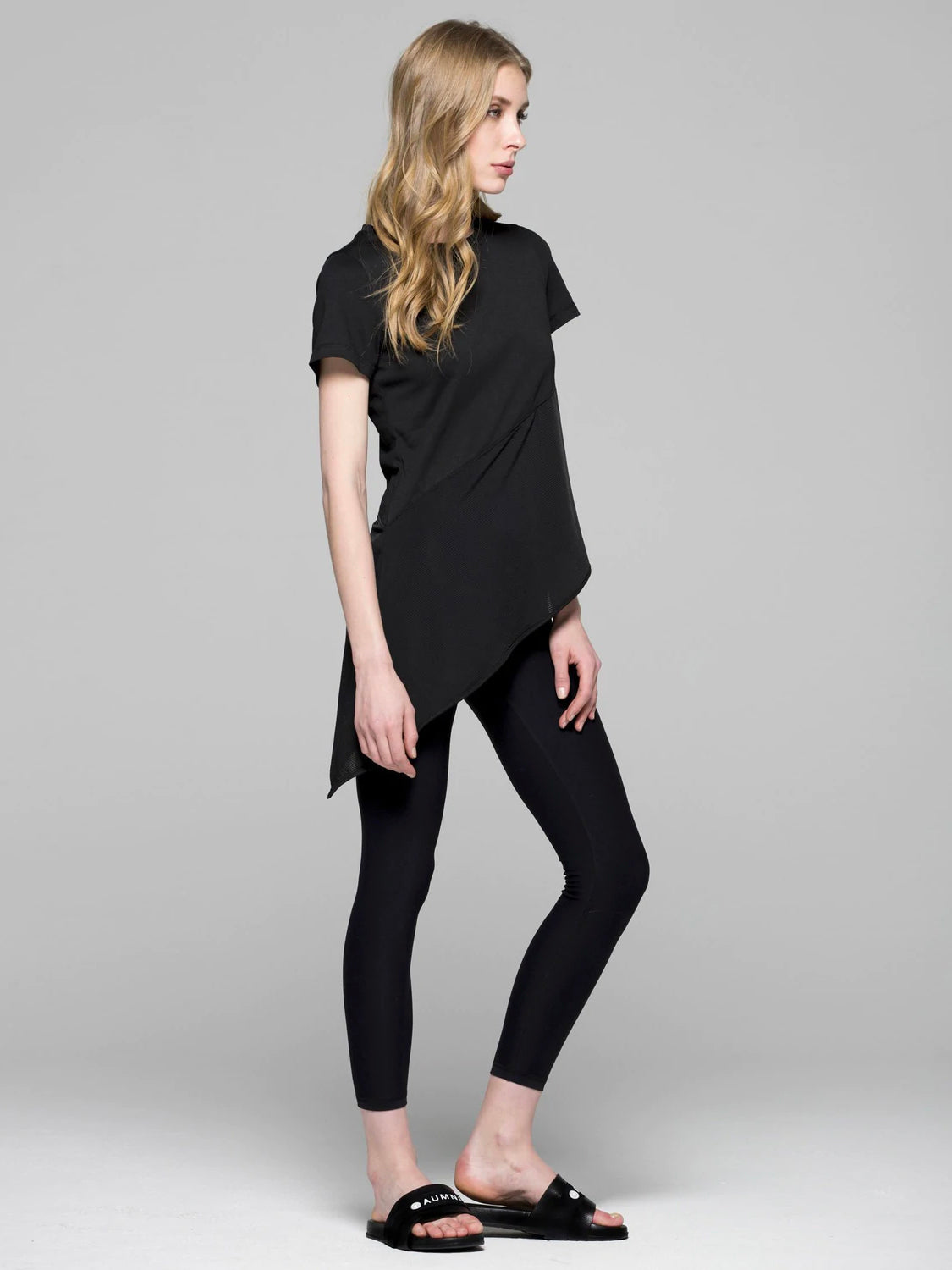 SWAY TEE, BLACK