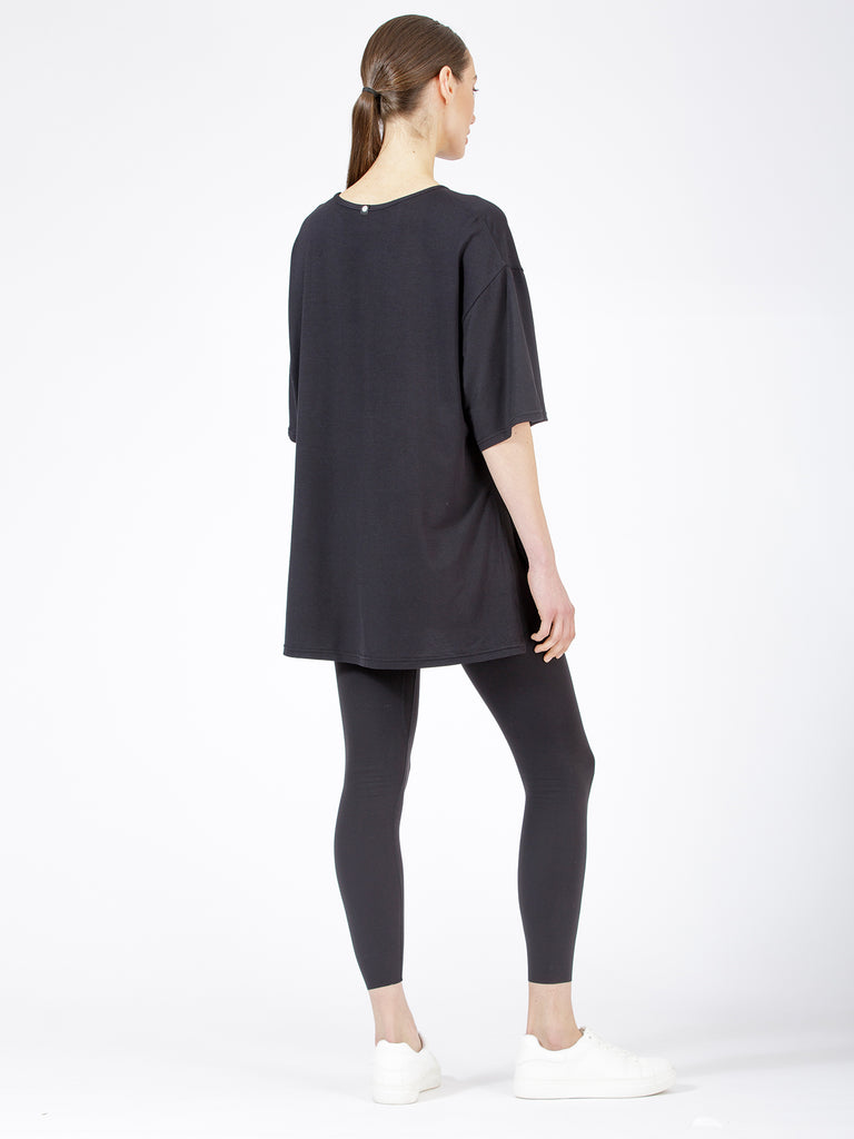 HIGH SPLIT OVERSIZE TEE, BLACK